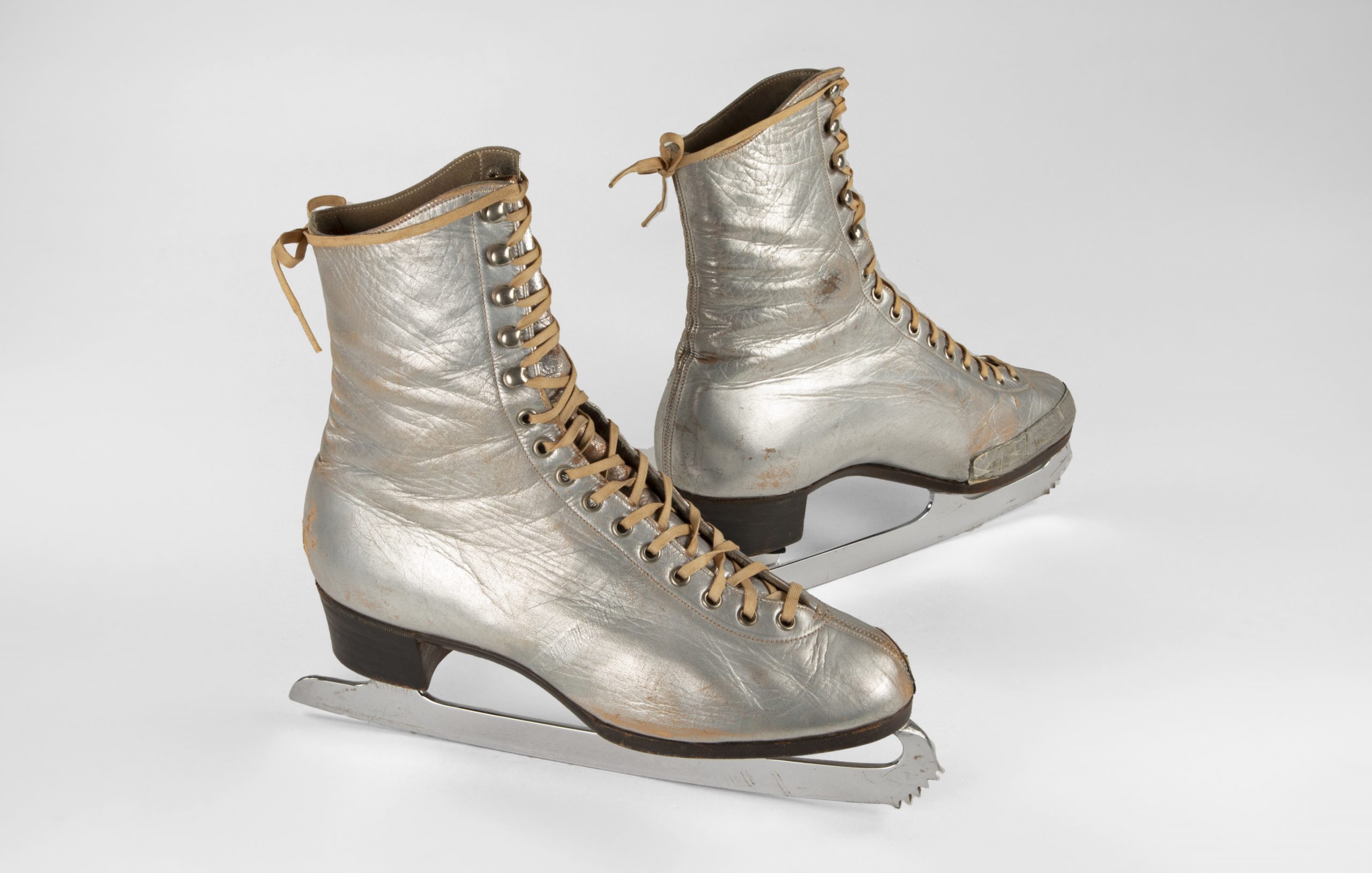 Form follows Function Canada's Figure Skating History